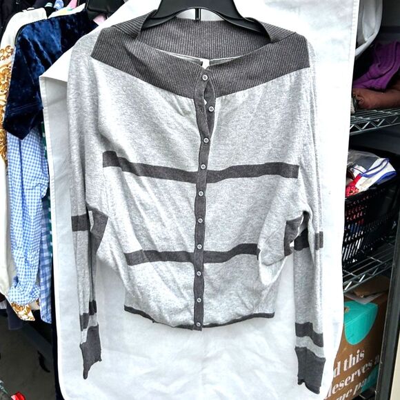 Lululemon After Class Cardigan Stripe Button Down Sweater Womens Small 6 Gray - Picture 3 of 6